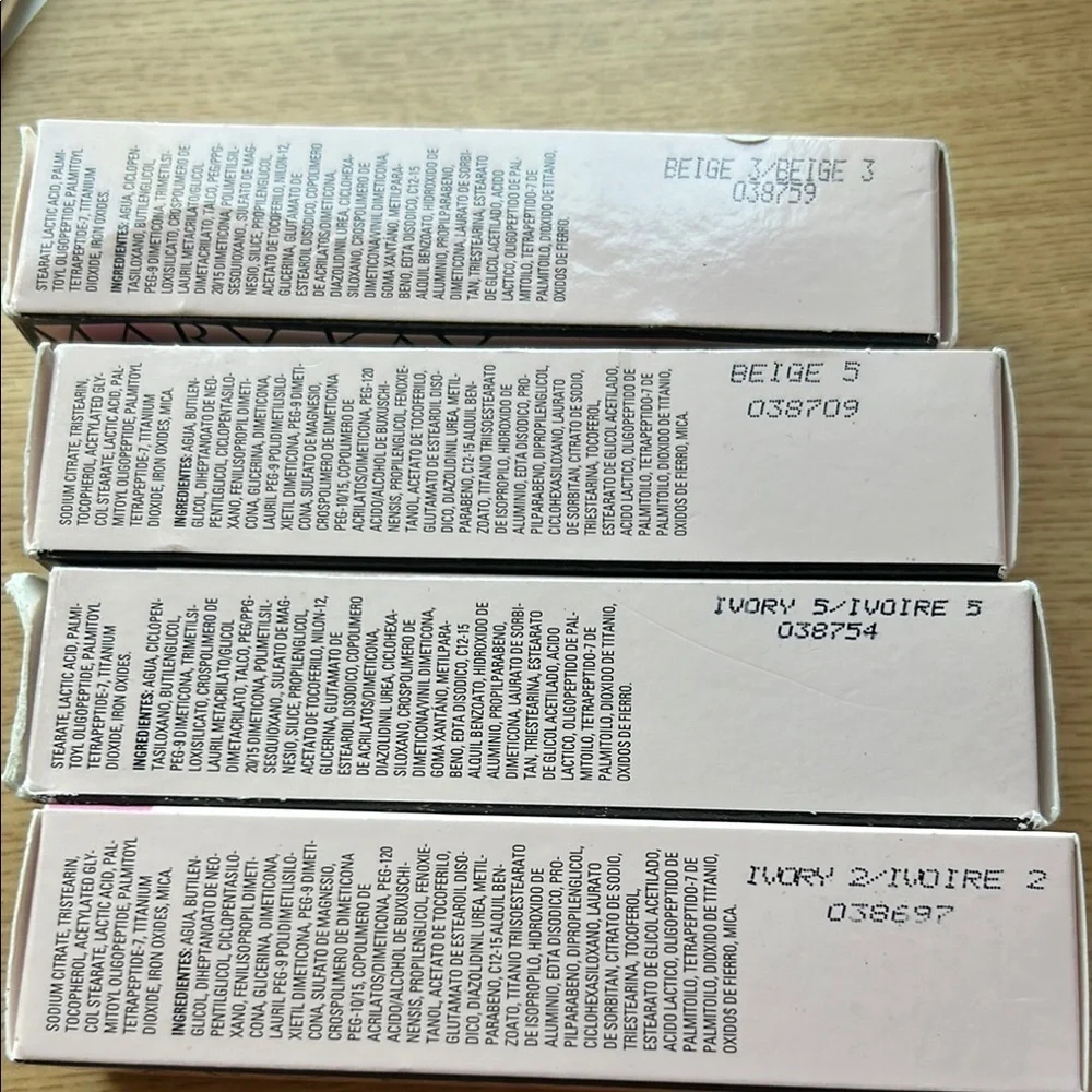 Mary Kay Foundation - Beige and Ivory Shades